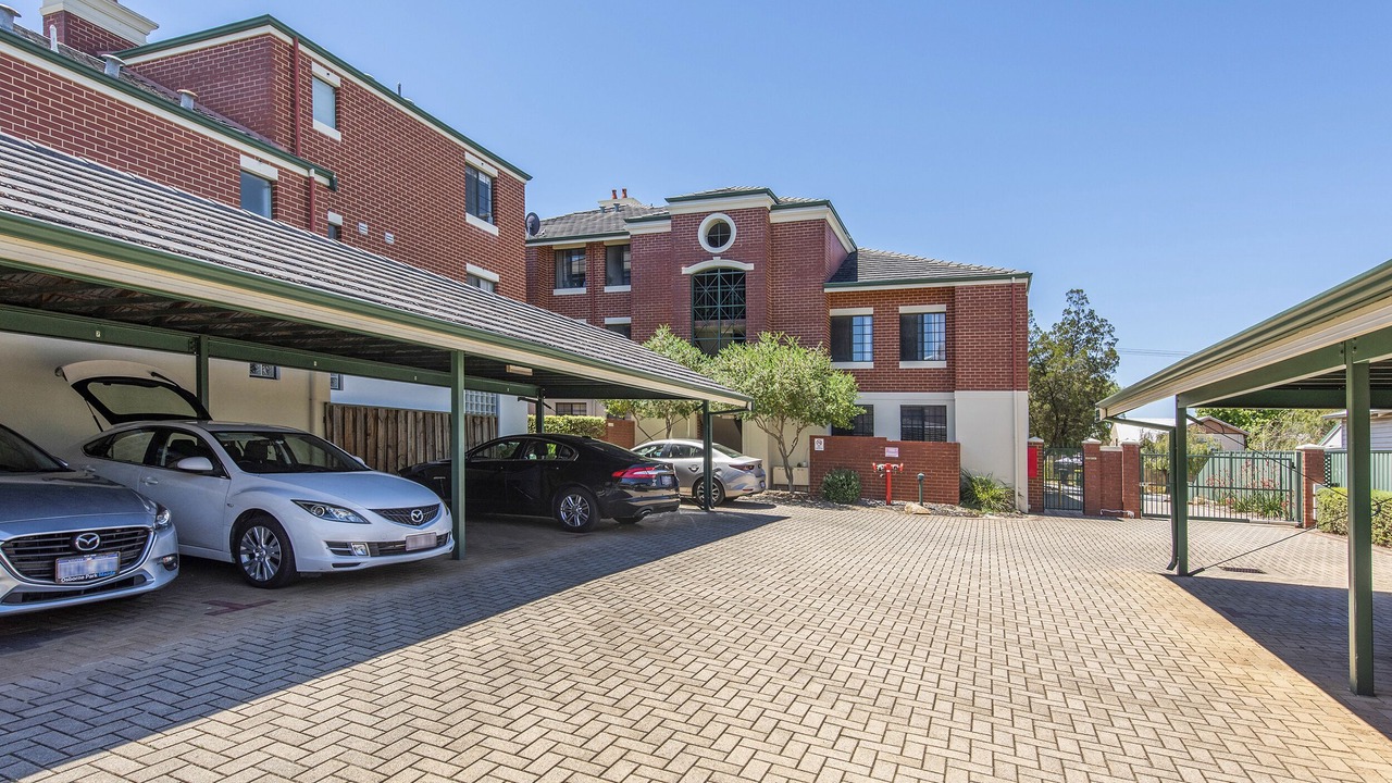 Photo of Outdoor in Kensington