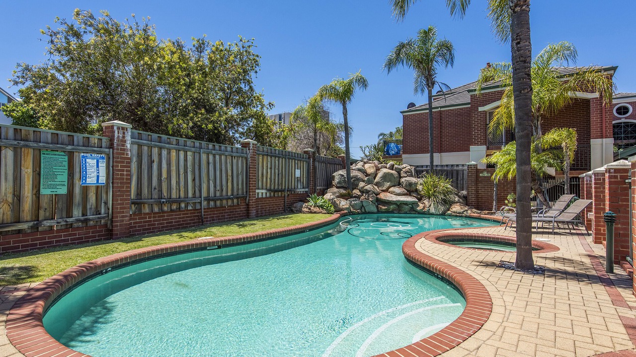 Photo of Outdoor in Kensington