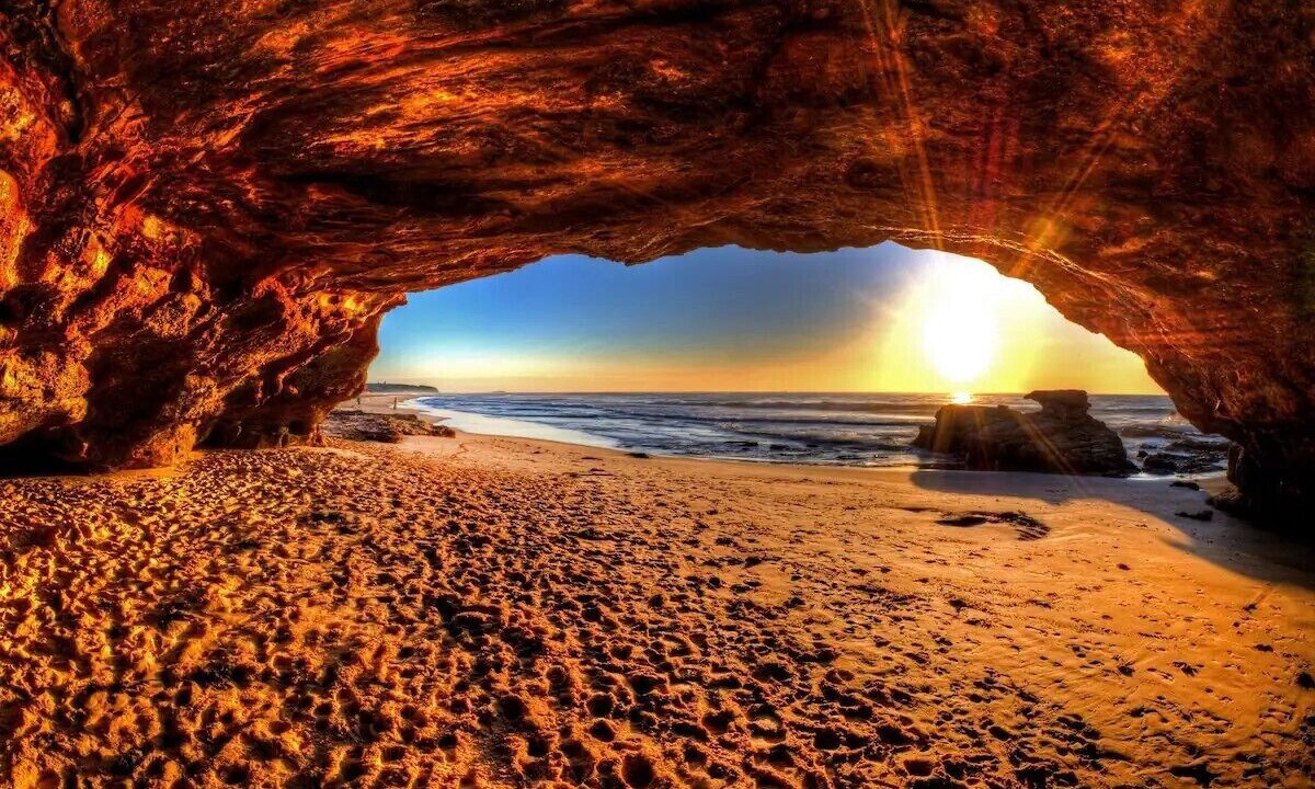 Photo of Others in Caves Beach
