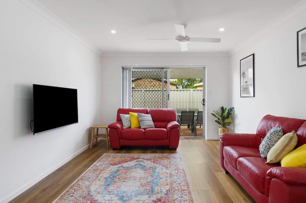 Photo of Livingroom in Bateau Bay