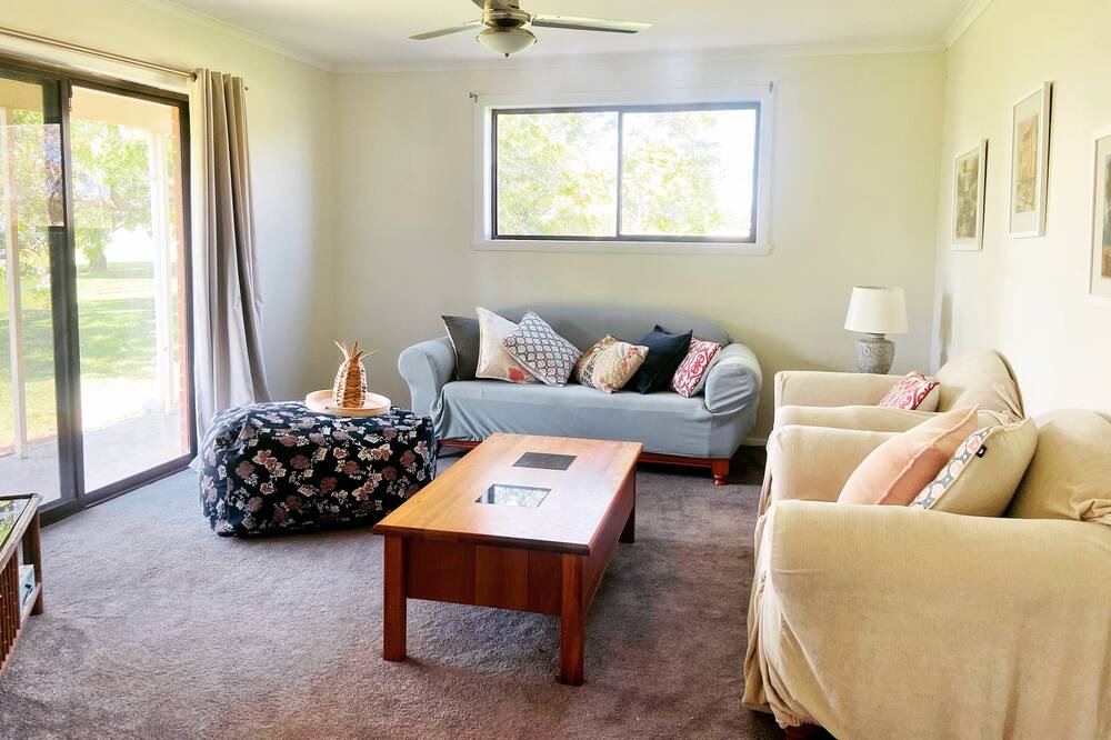 Photo of Livingroom in Tocumwal