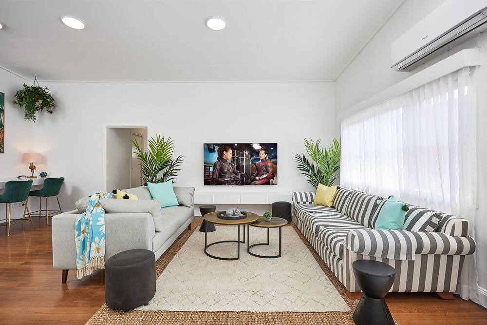 Photo of Livingroom in Biggera Waters