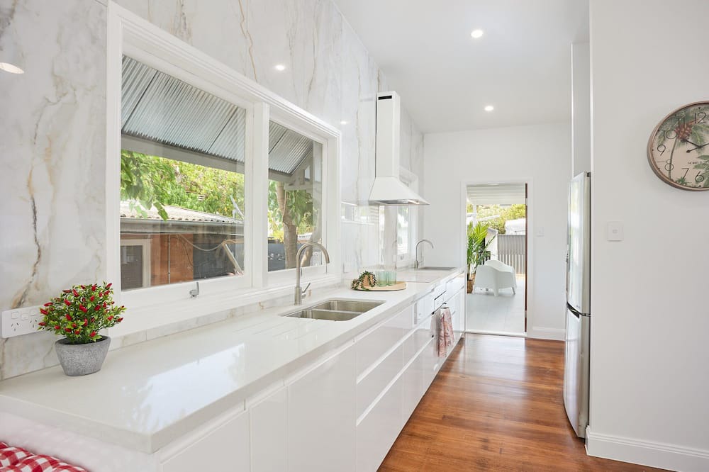 Photo of Kitchen in Biggera Waters