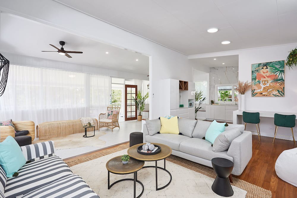 Photo of Livingroom in Biggera Waters