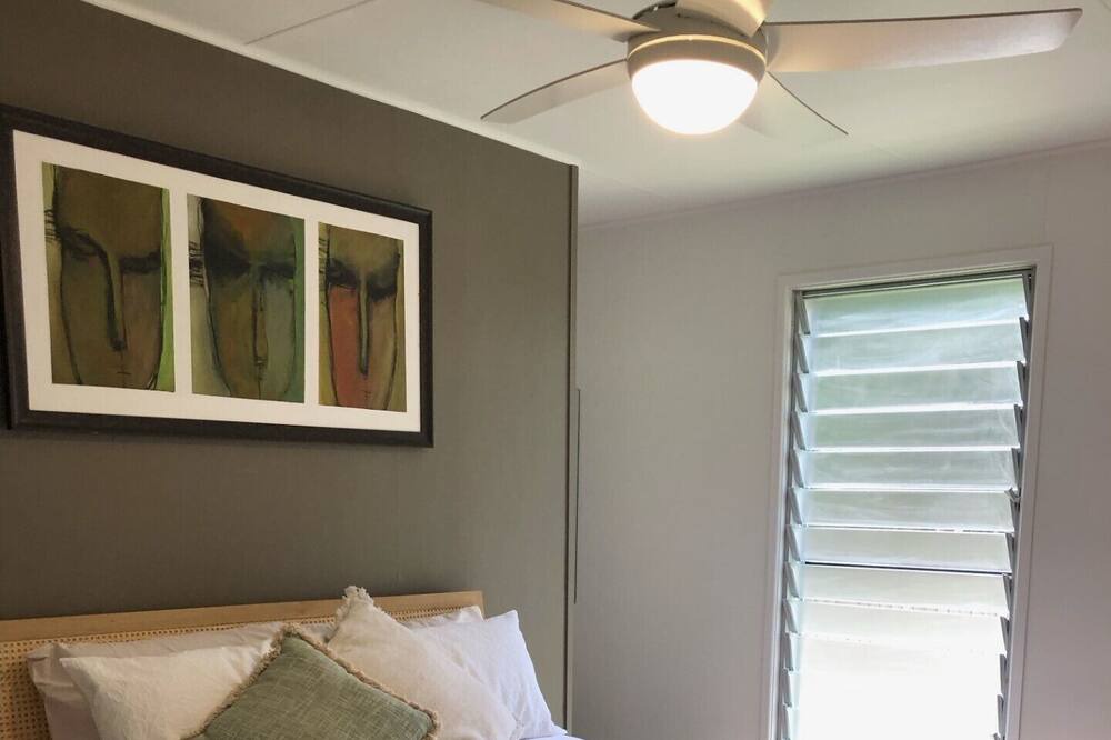 Photo of Bedroom in Emerald Beach