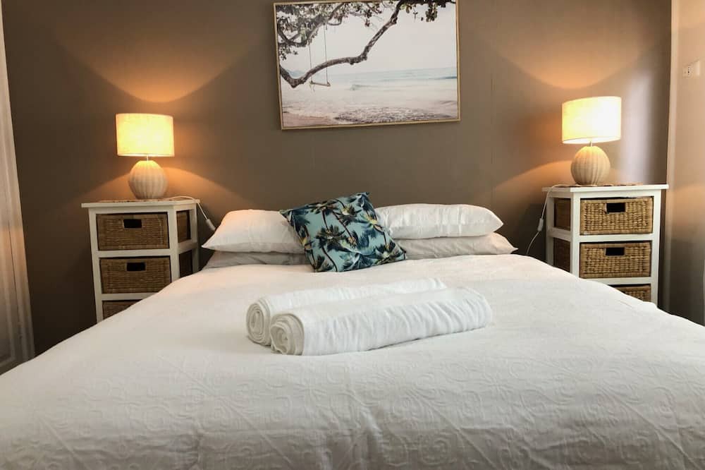 Photo of Bedroom in Emerald Beach