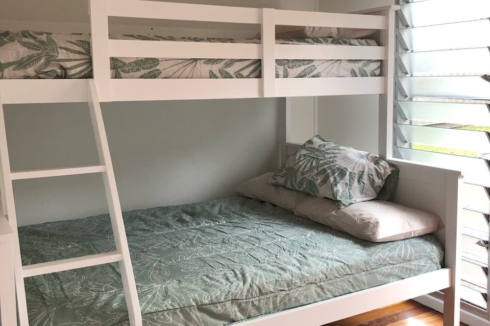 Photo of Bedroom in Emerald Beach