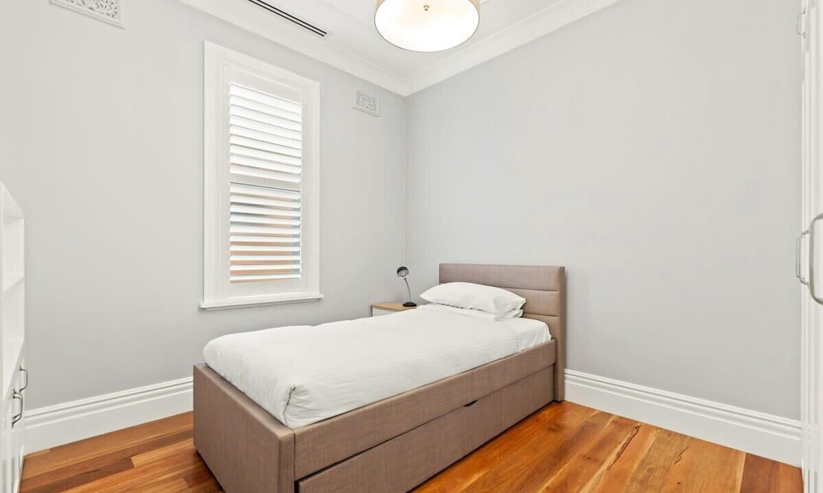 Photo of Others in Petersham