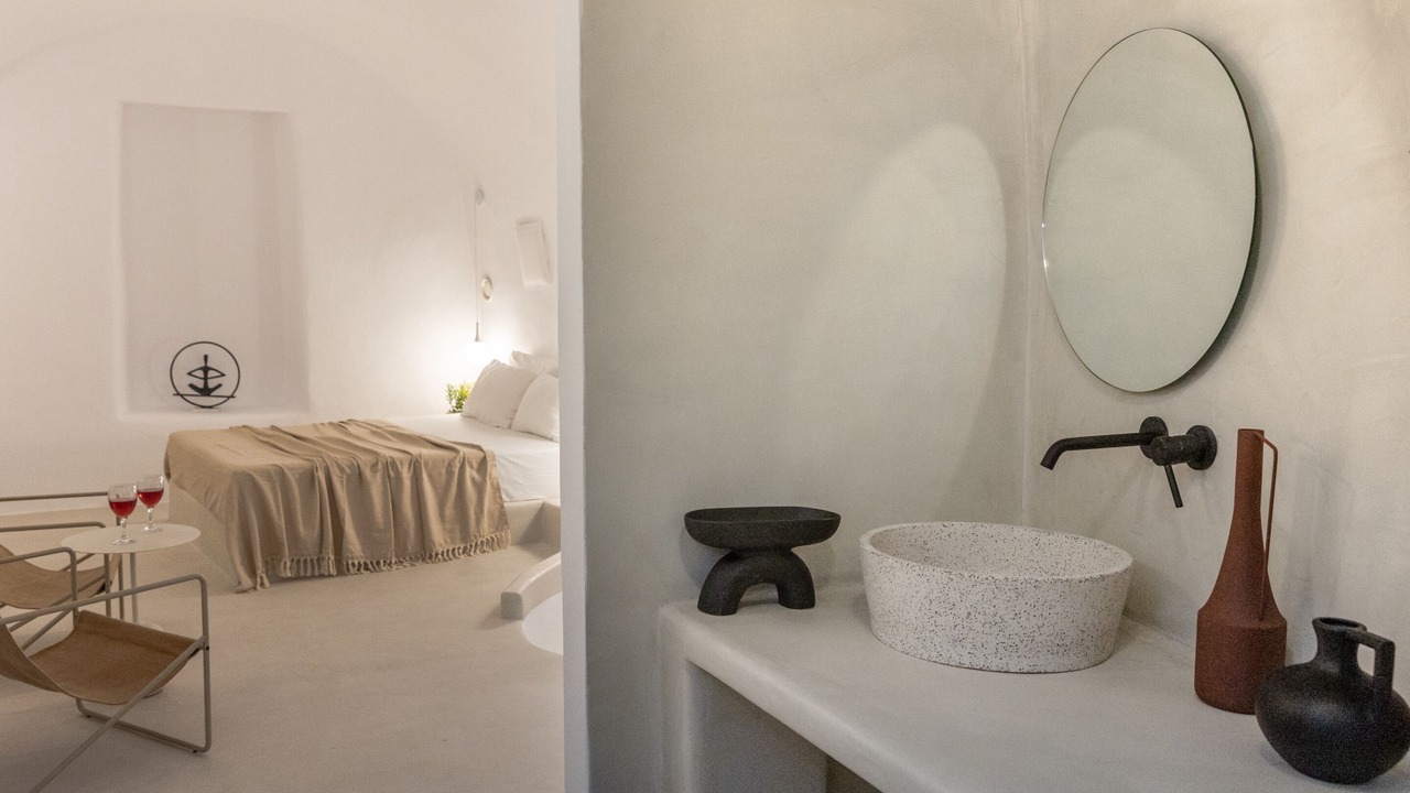 Photo of Bathroom in Oia