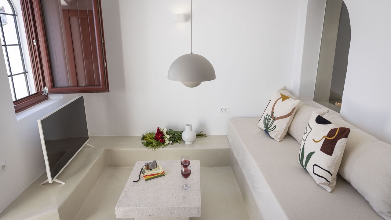 Photo of Bedroom in Oia