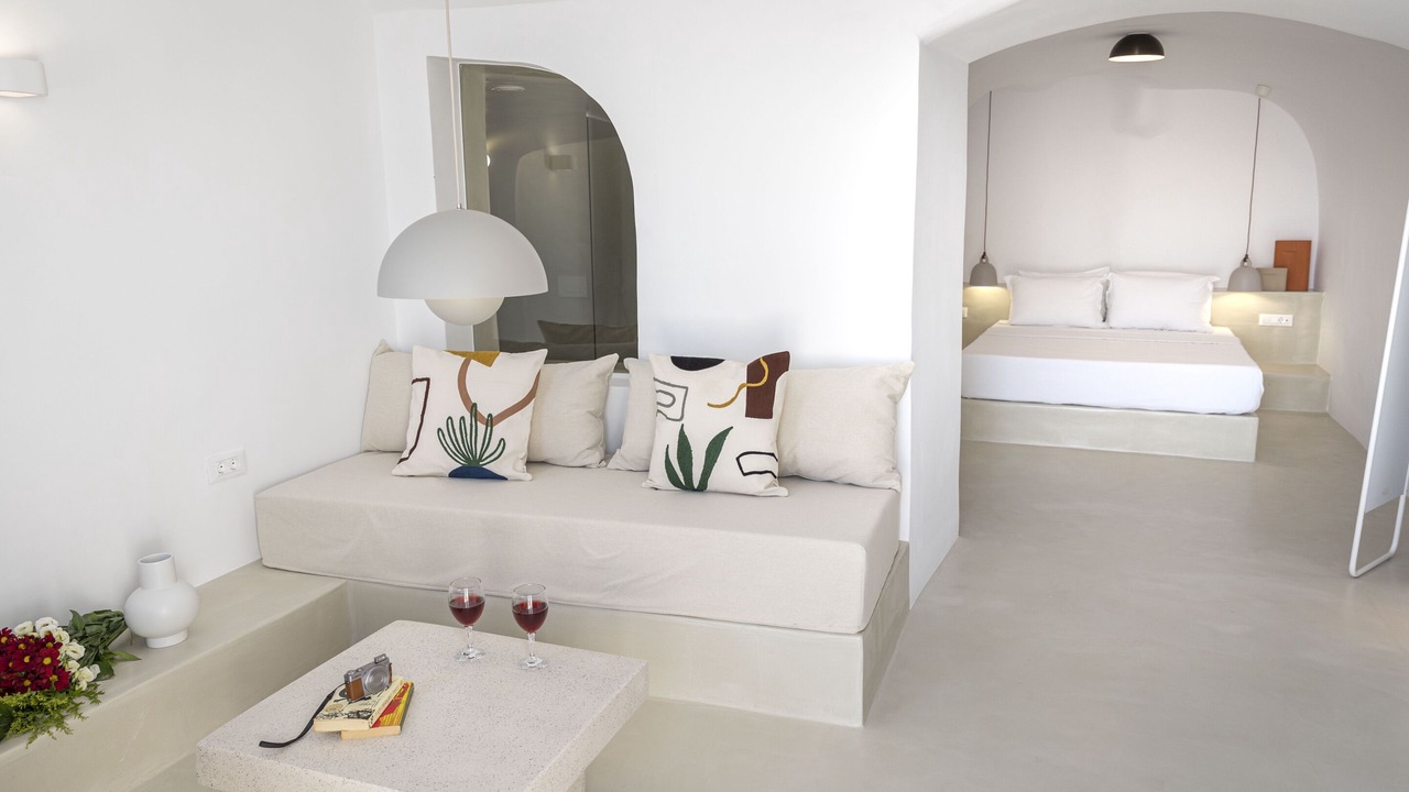 Photo of Bedroom in Oia