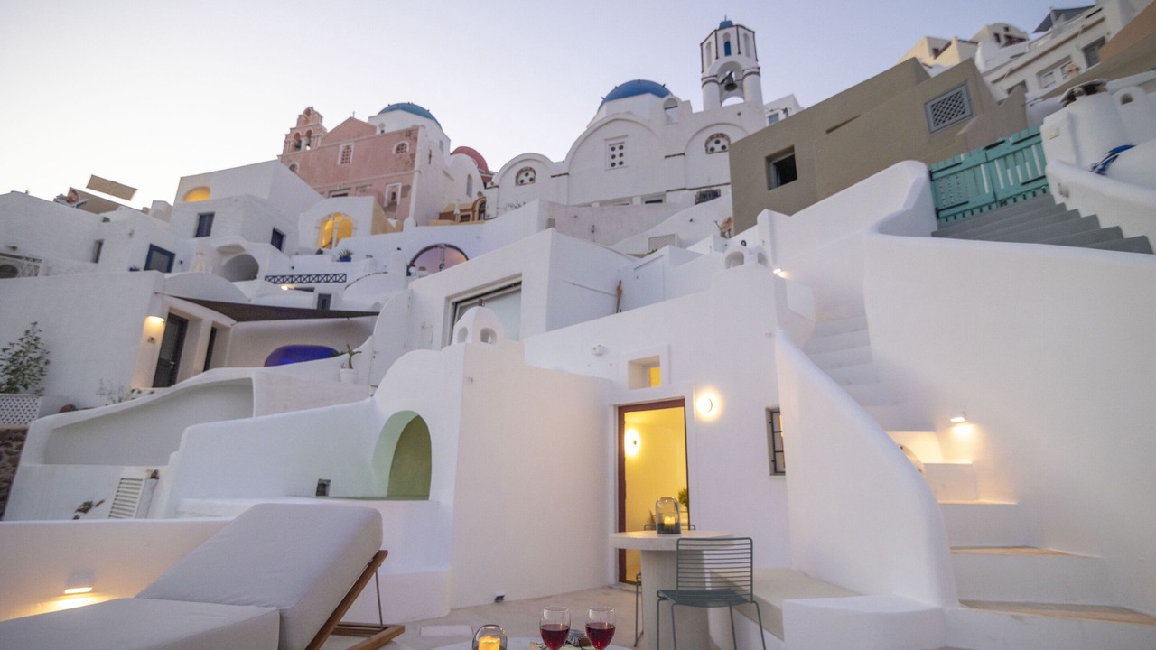Photo of Others in Oia