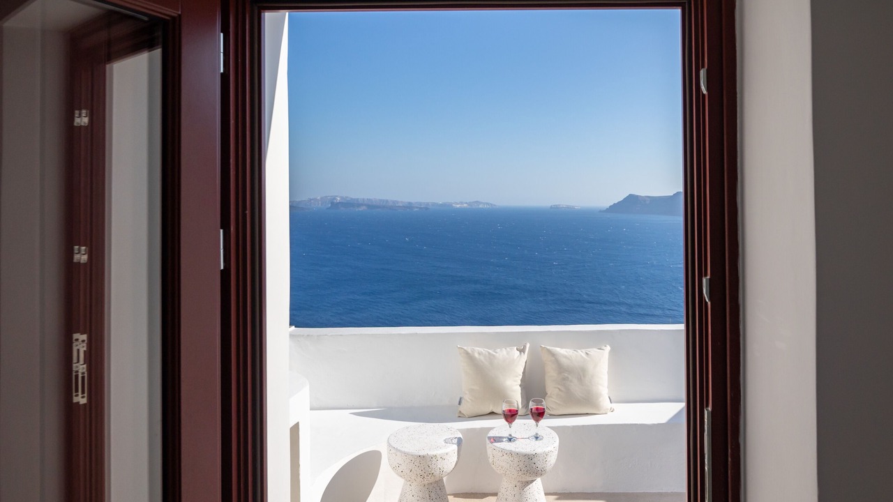 Photo of Bedroom in Oia