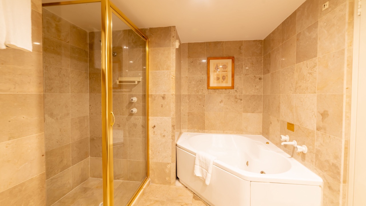 Photo of Bathroom in Brighton-le-Sands