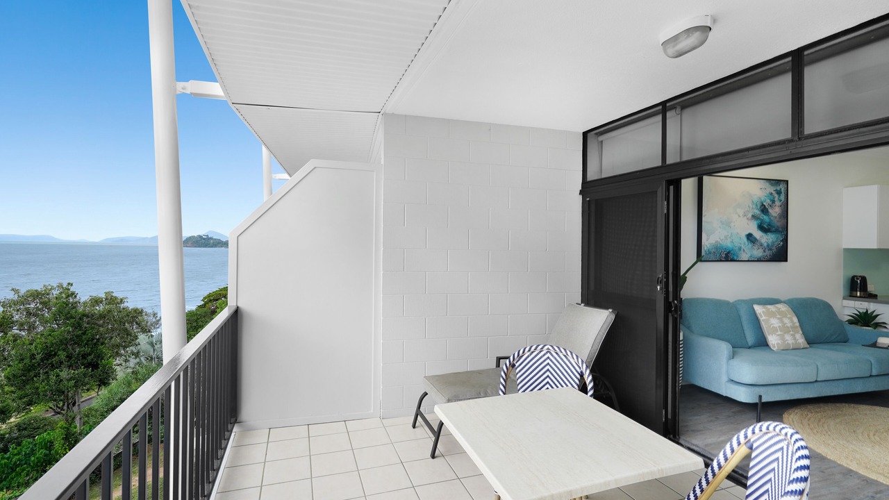 Photo of Bedroom in Trinity Beach