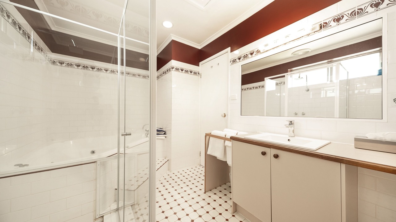 Photo of Bathroom in Albury