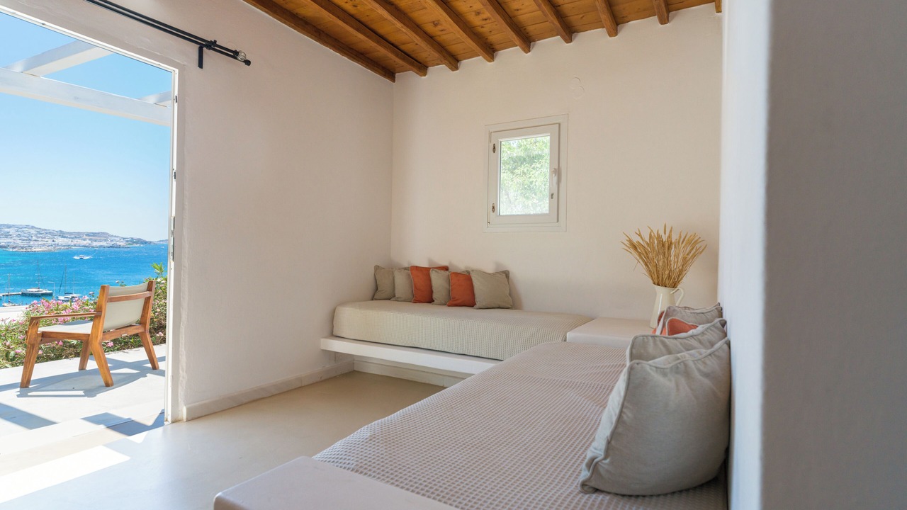 Photo of Bedroom in Tourlos
