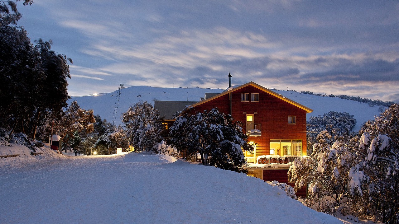 Photo of Buildings in Falls Creek