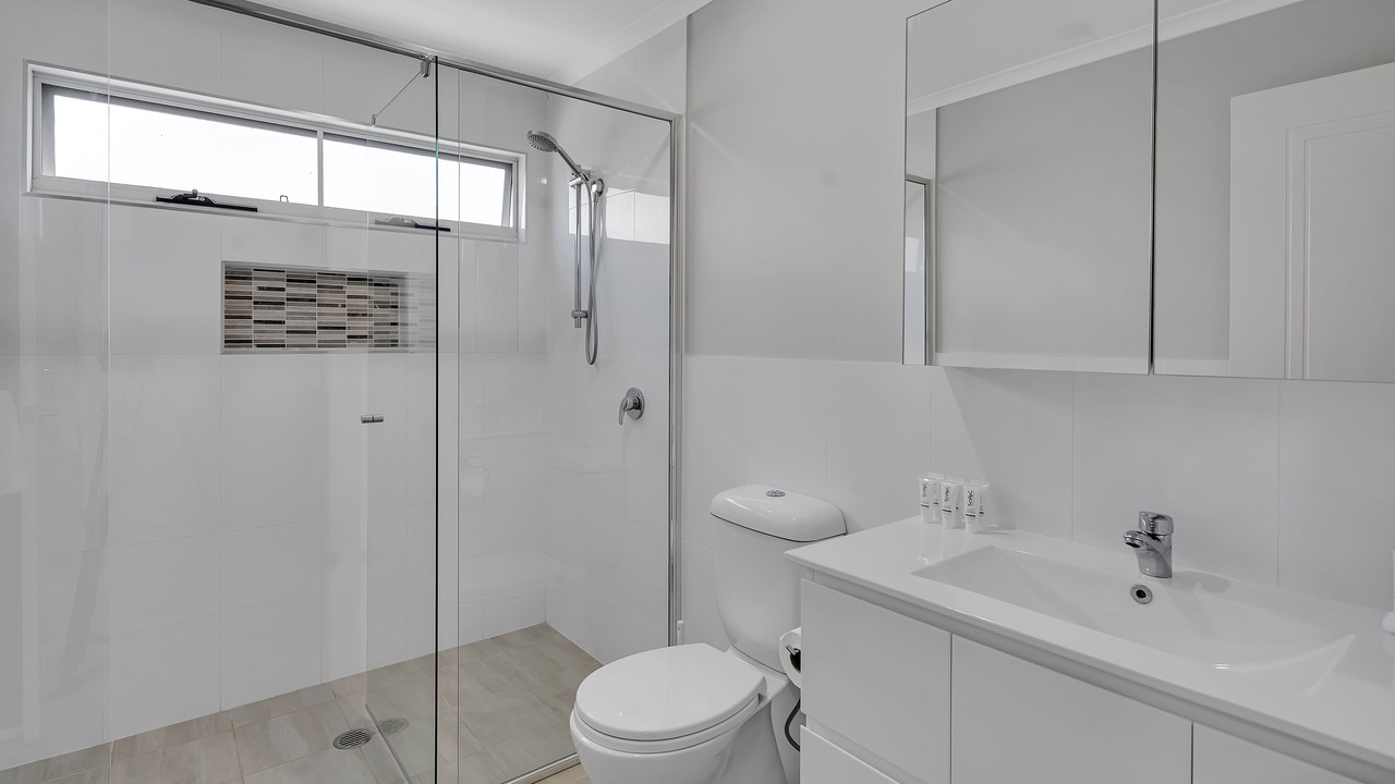 Photo of Bathroom in One Mile
