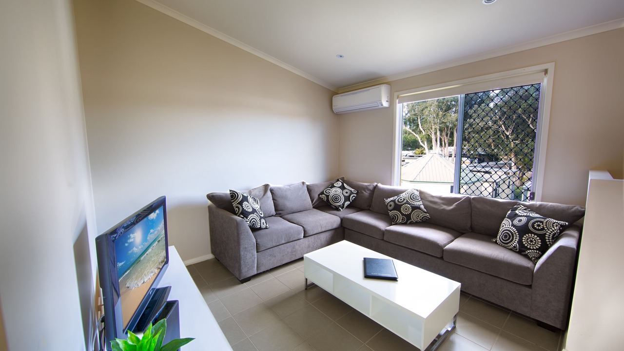 Photo of Bedroom in One Mile