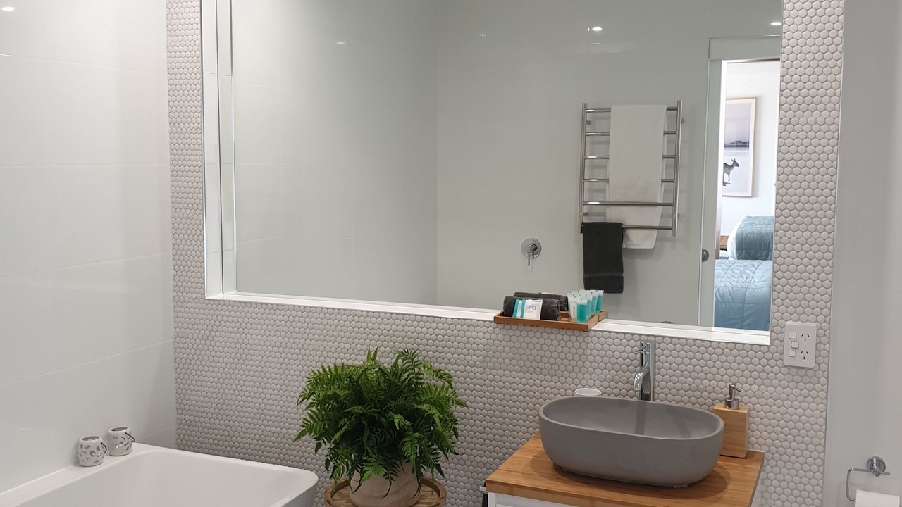 Photo of Bathroom in Eden