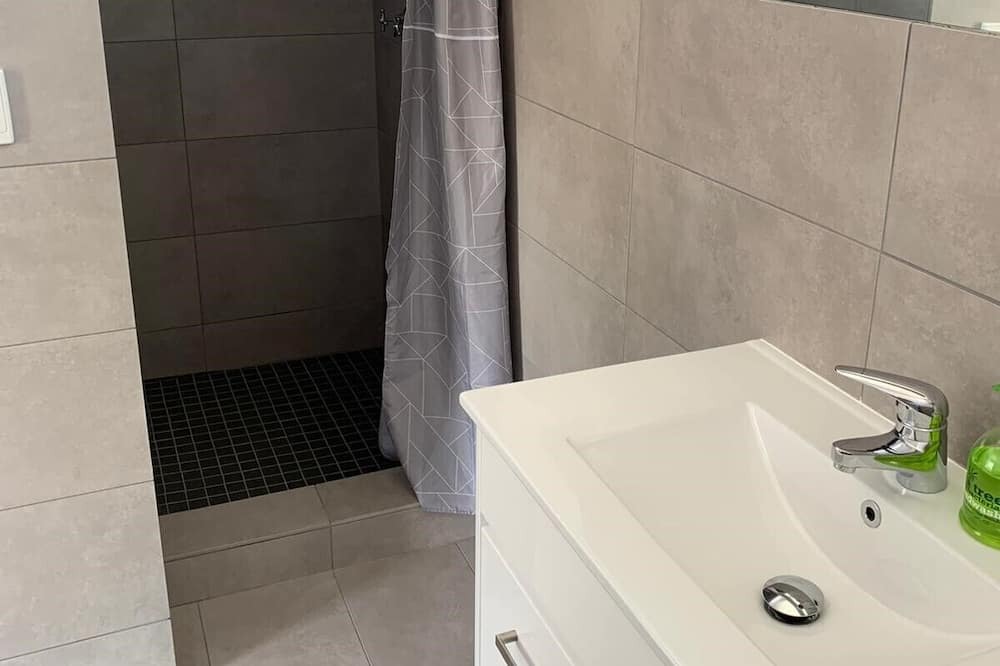 Photo of Bathroom in Mount Beauty
