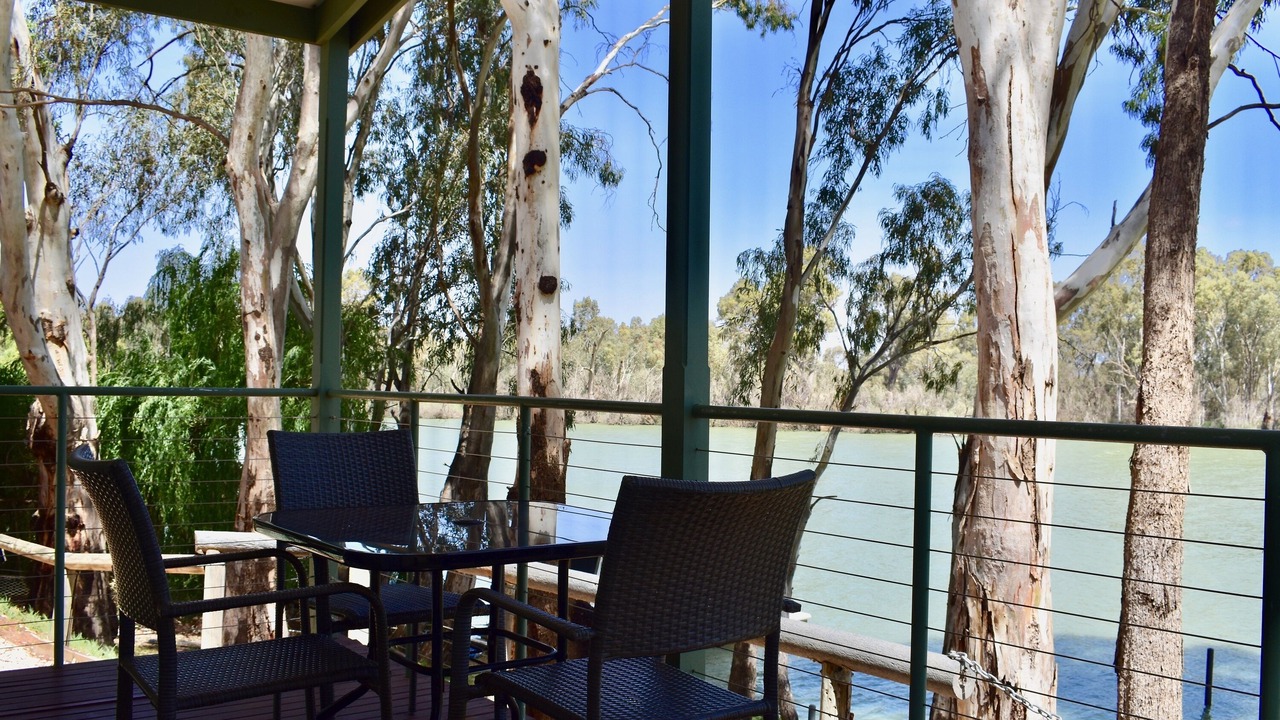 Photo of Patio Balcony in Gol Gol