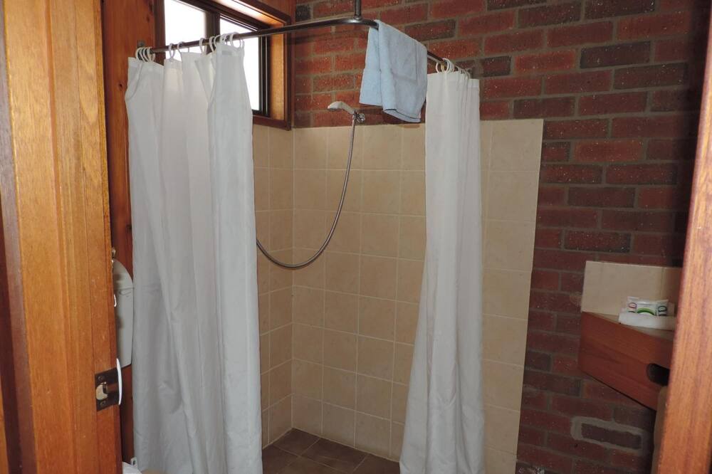 Photo of Bathroom in Tooleybuc