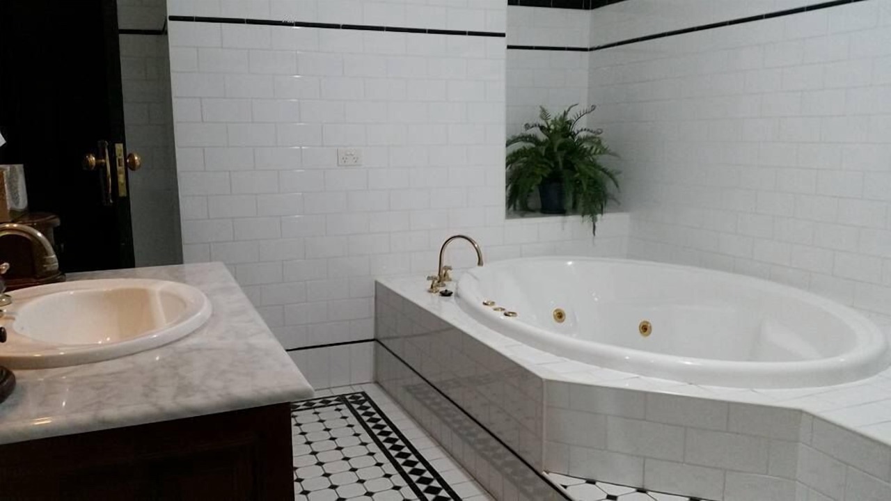 Photo of Bathroom in Armidale
