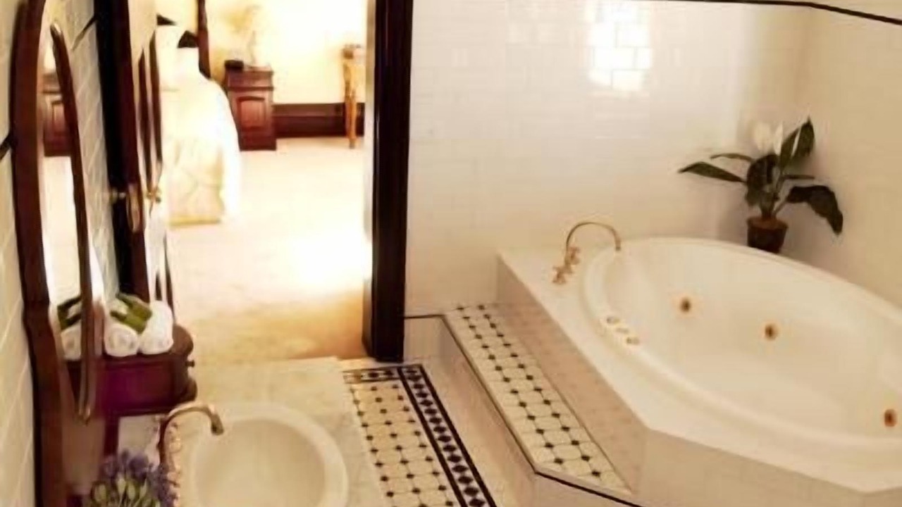 Photo of Bathroom in Armidale
