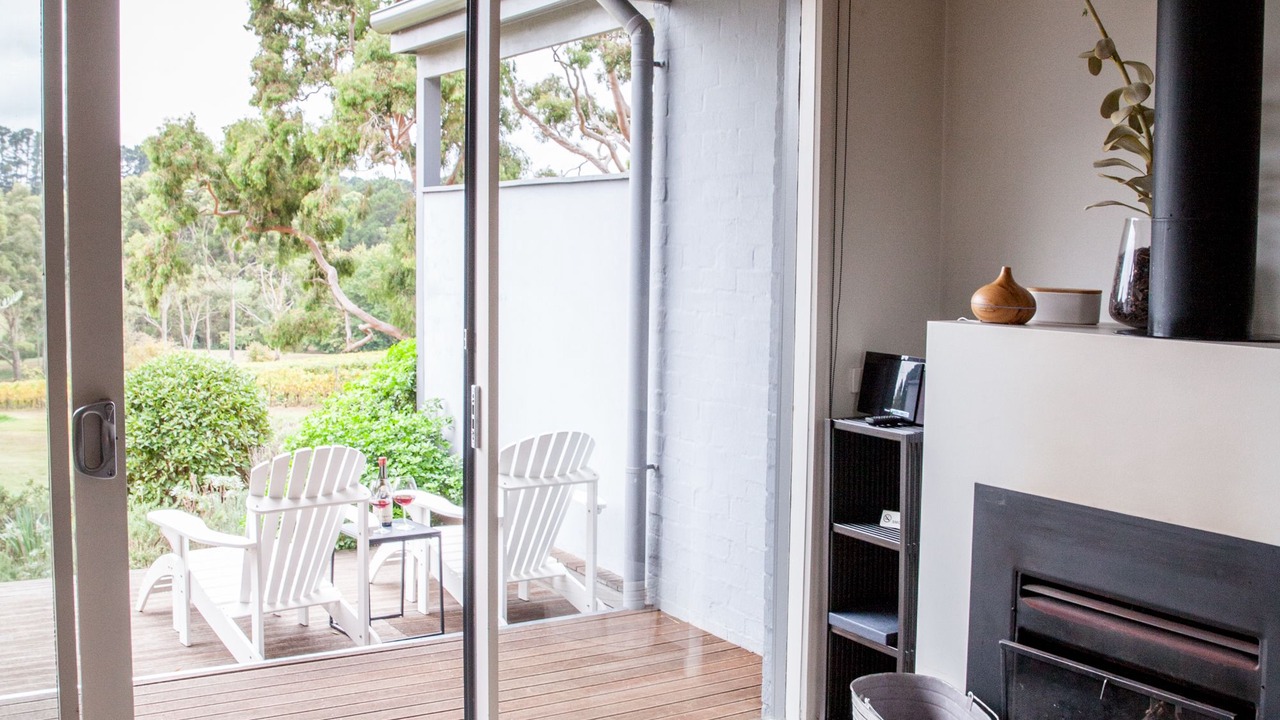 Photo of Livingroom in Red Hill South