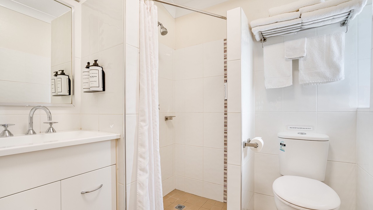Photo of Bathroom in Adamstown