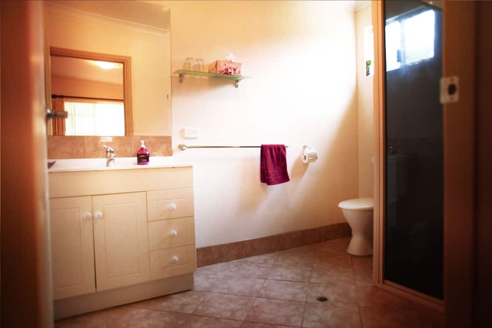 Photo of Bathroom in Muchea