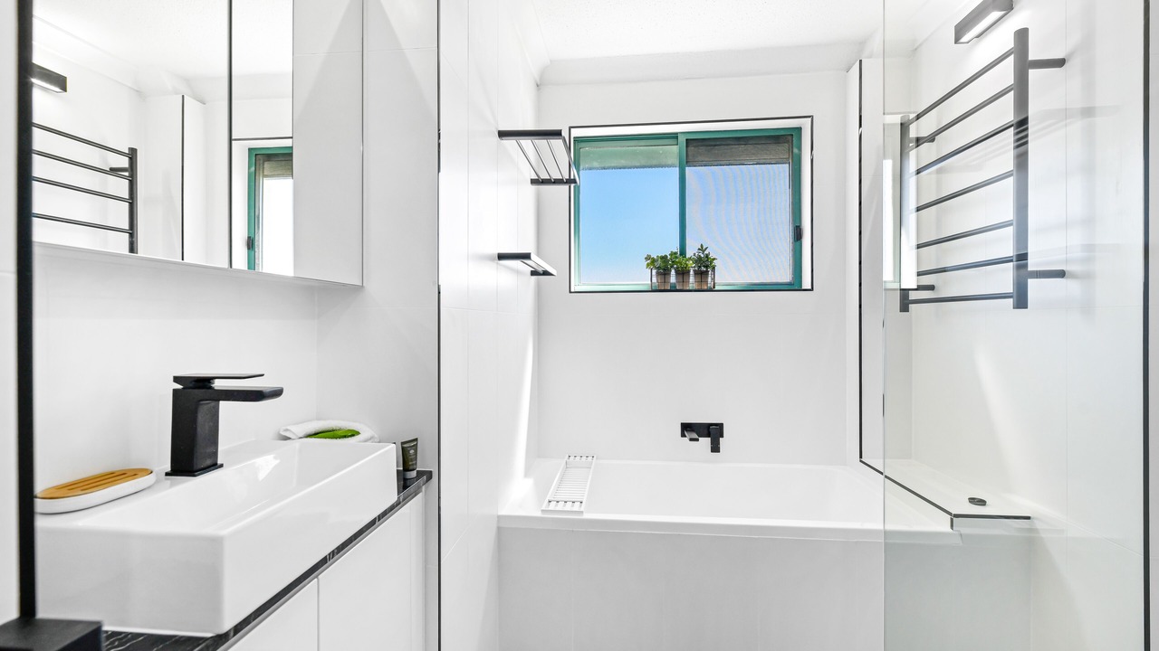 Photo of Bathroom in Moffat Beach