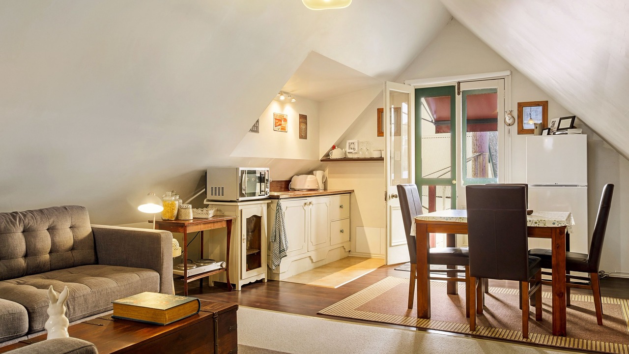 Photo of Livingroom in Grove