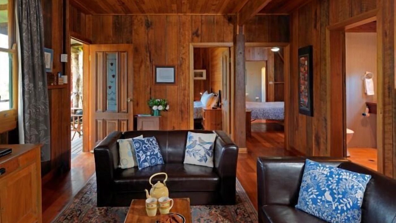 Photo of Livingroom in Sweetmans Creek