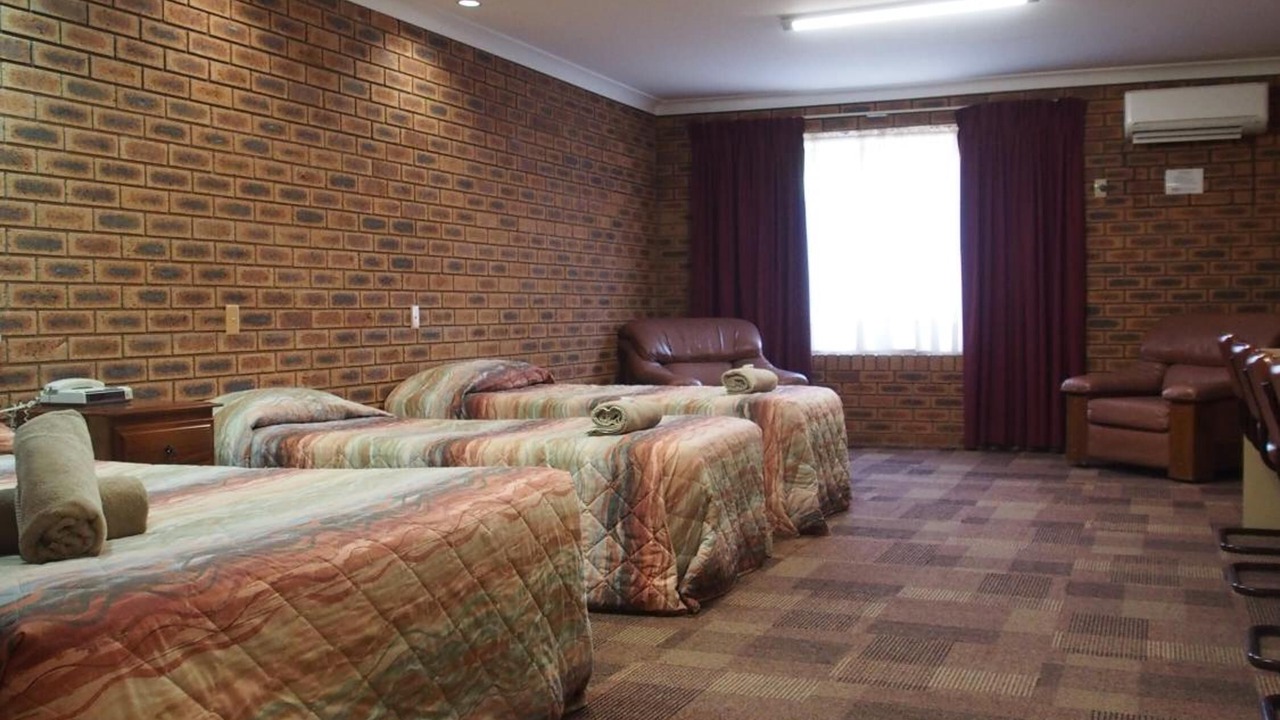 Photo of Others in Cobar