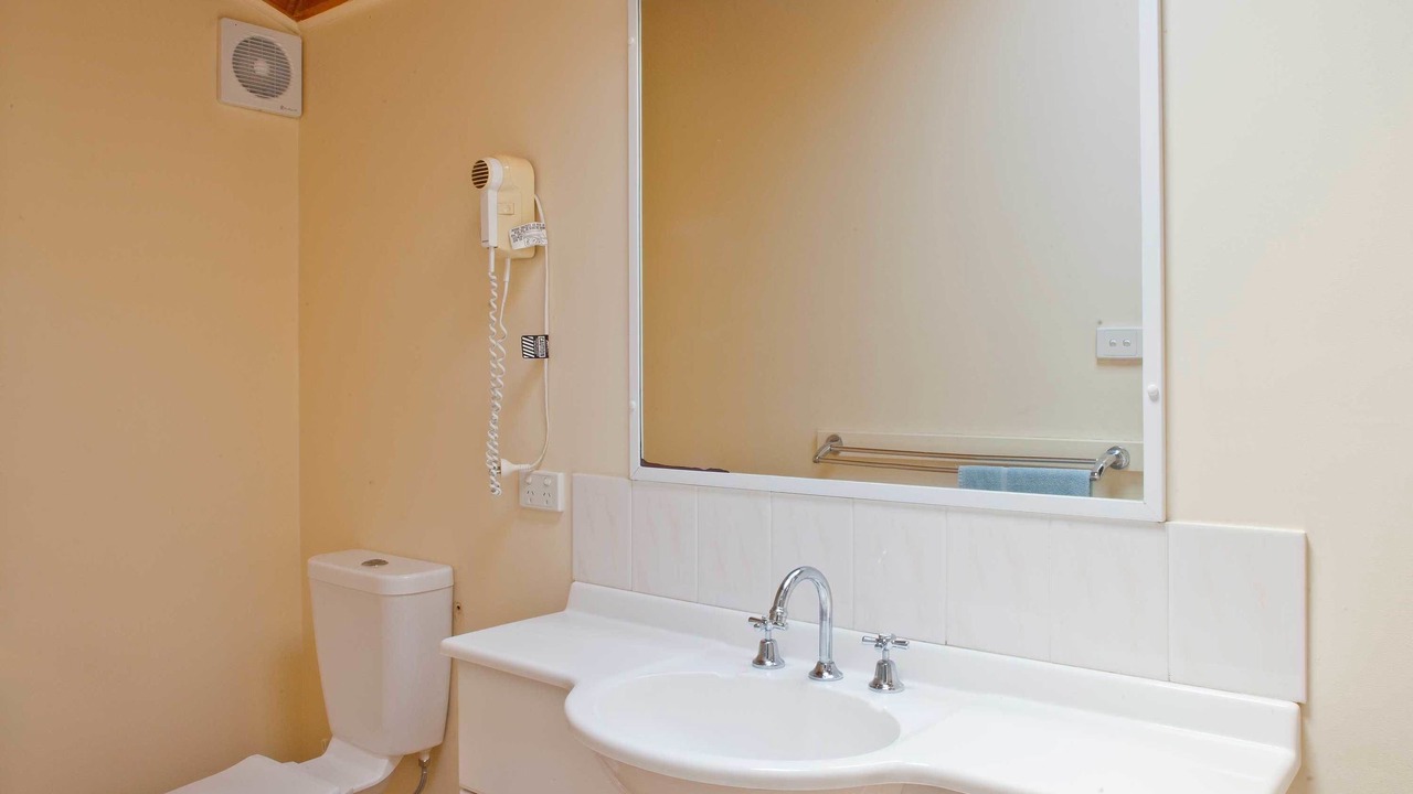 Photo of Bathroom in Bateau Bay