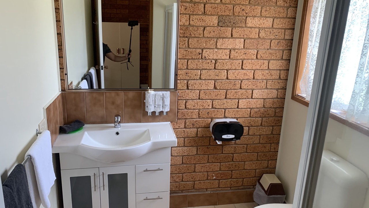 Photo of Bathroom in Gillenbah