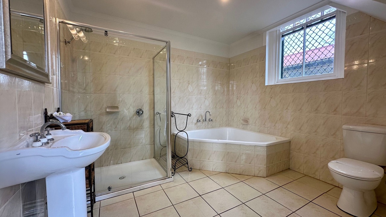 Photo of Bathroom in Glen Innes