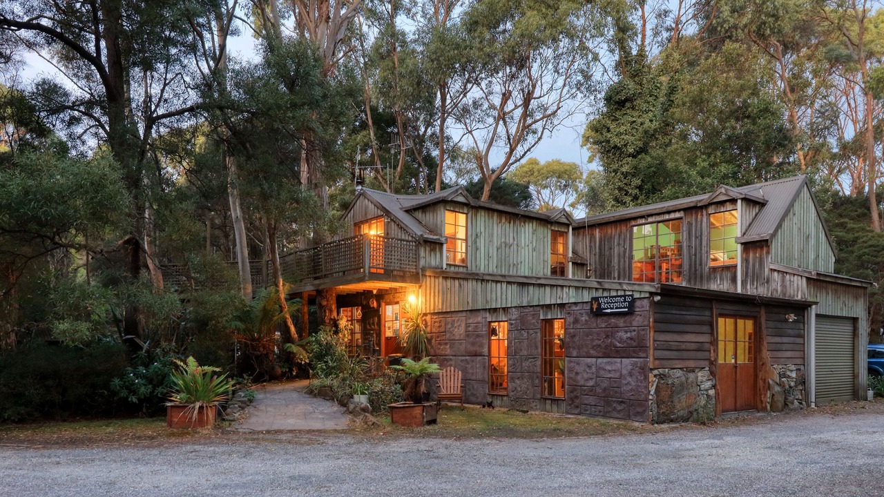 Photo of Buildings in Crayfish Creek