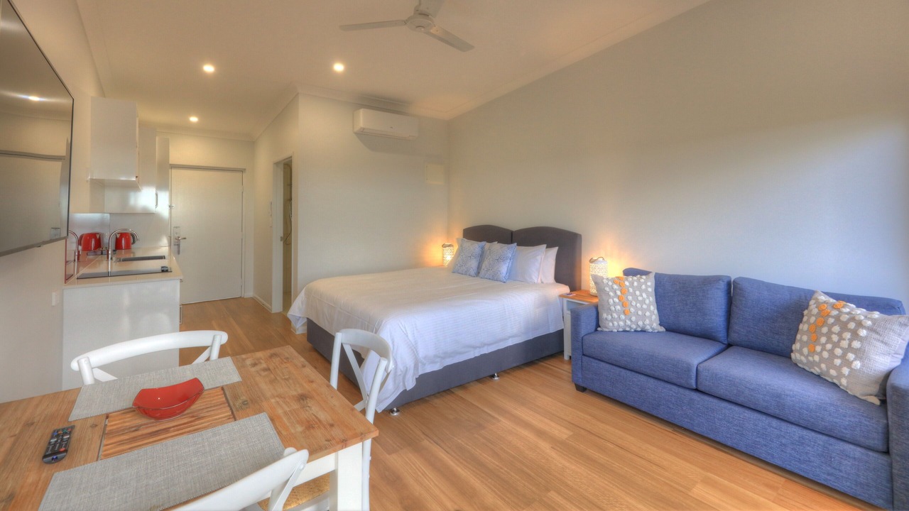 Photo of Livingroom in Atherton