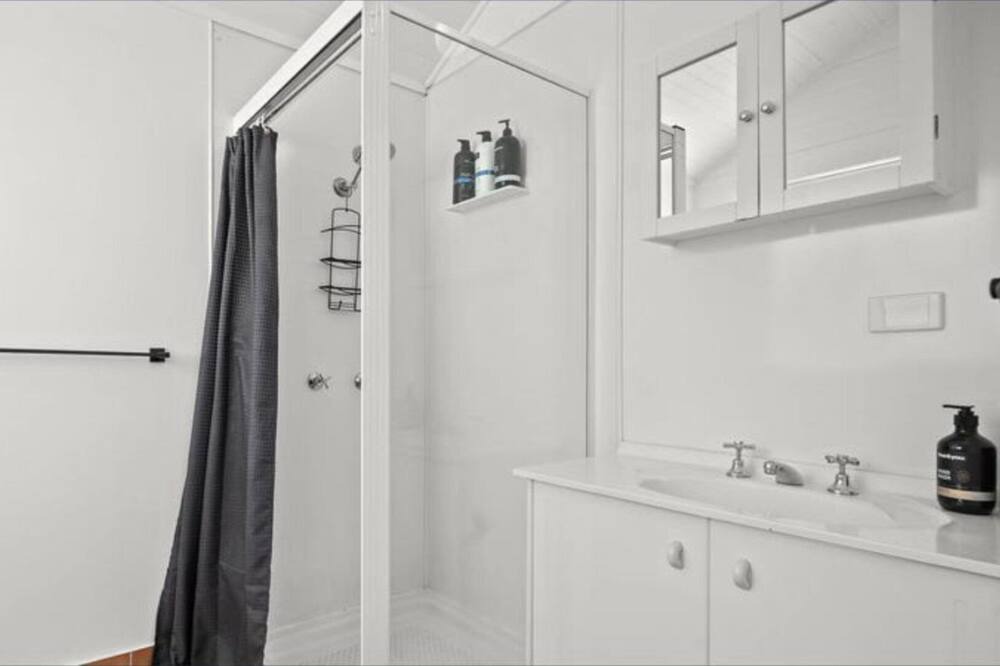 Photo of Bathroom in Armidale