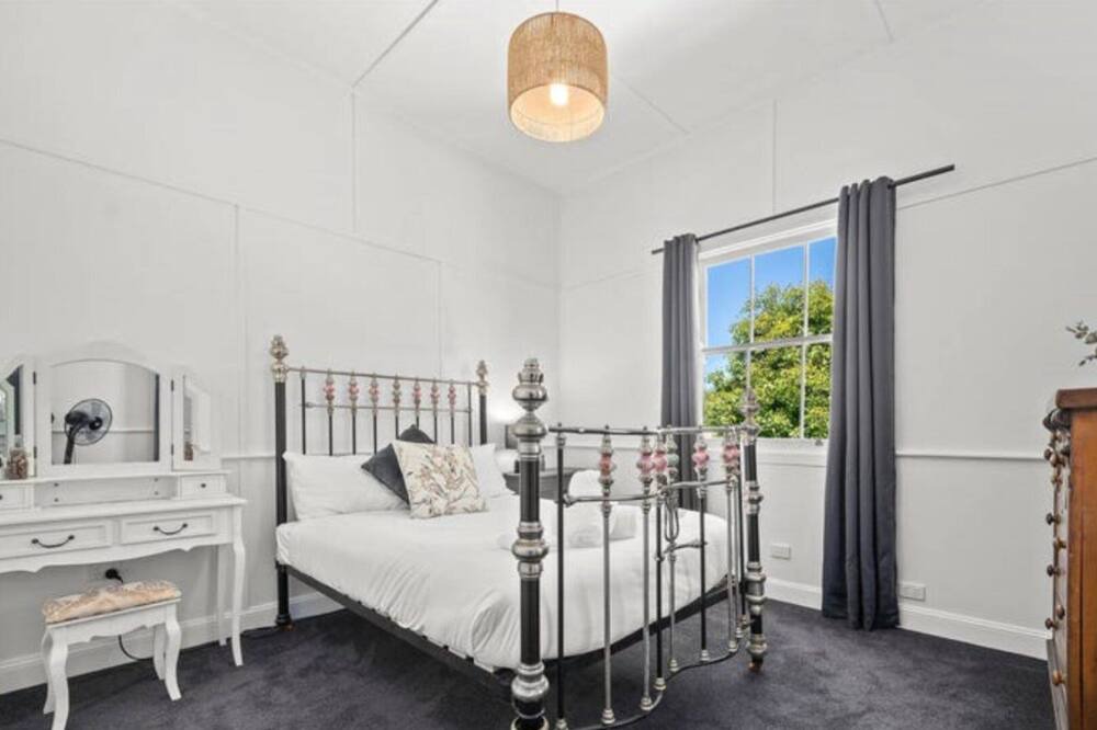 Photo of Bedroom in Armidale