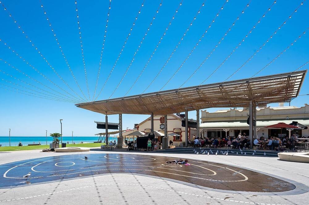 Photo of Others in Henley Beach South