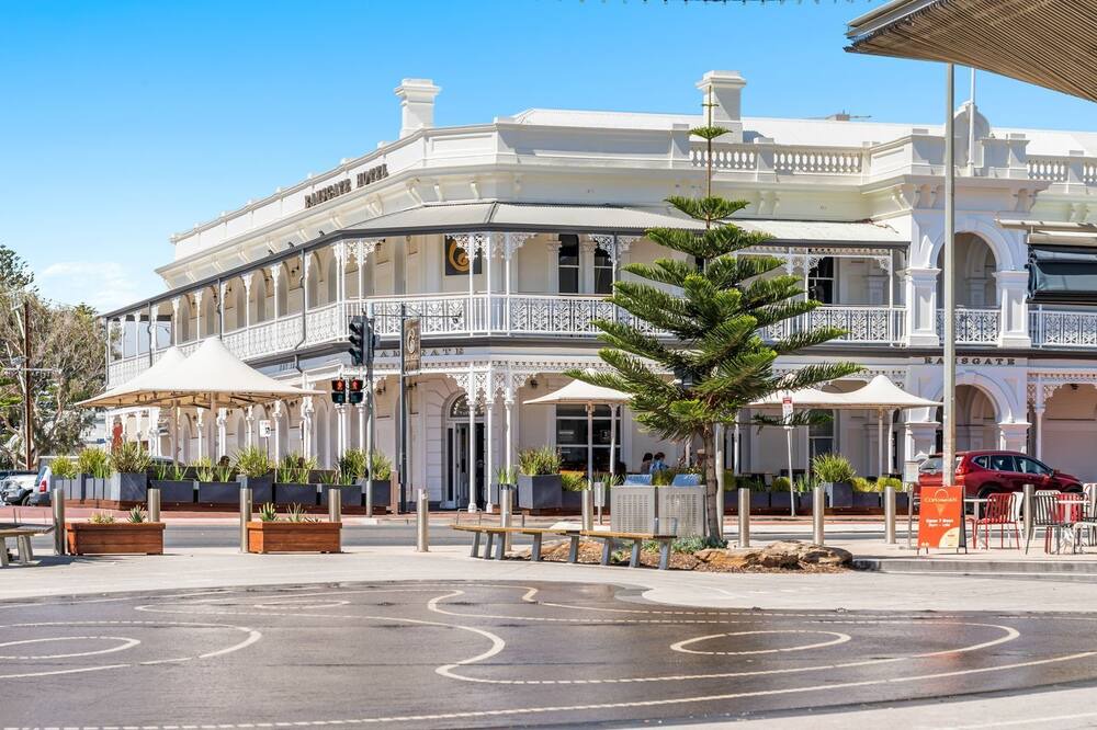 Photo of Outdoor in Henley Beach South