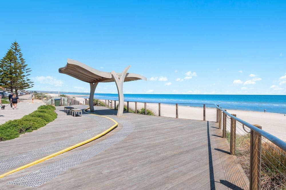 Photo of Outdoor in Henley Beach South