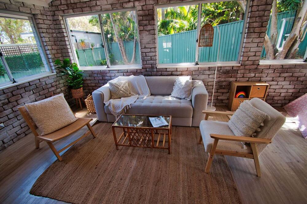 Photo of Livingroom in Forresters Beach