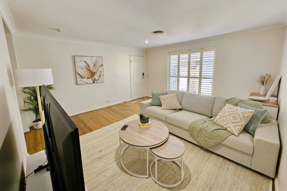 Photo of Livingroom in Ryde