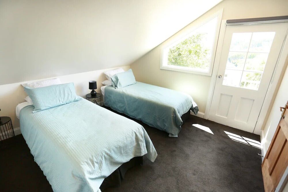 Photo of Bedroom in North Lilydale
